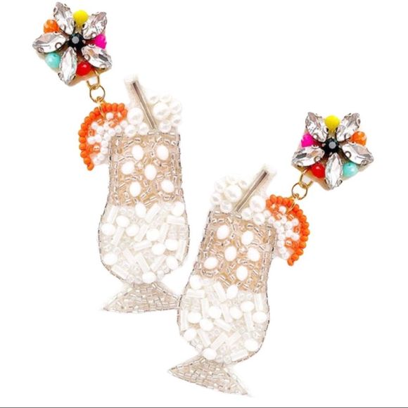 White beaded cocktail earrings - Picture 1 of 1